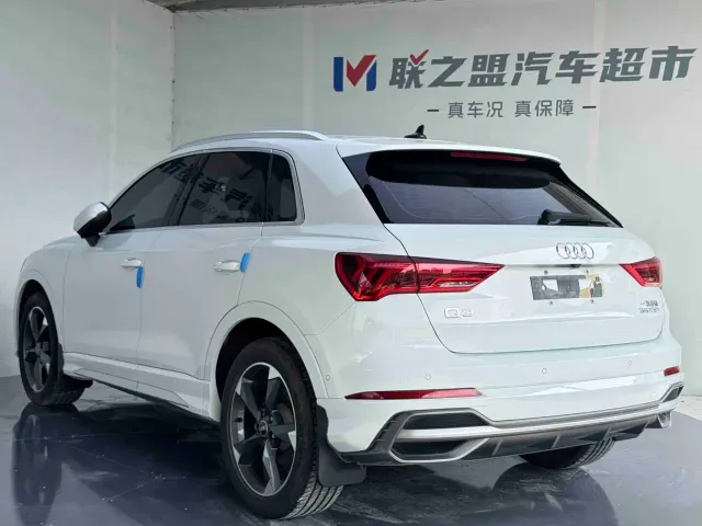 Audi Q3 — Фото автомобиля 4