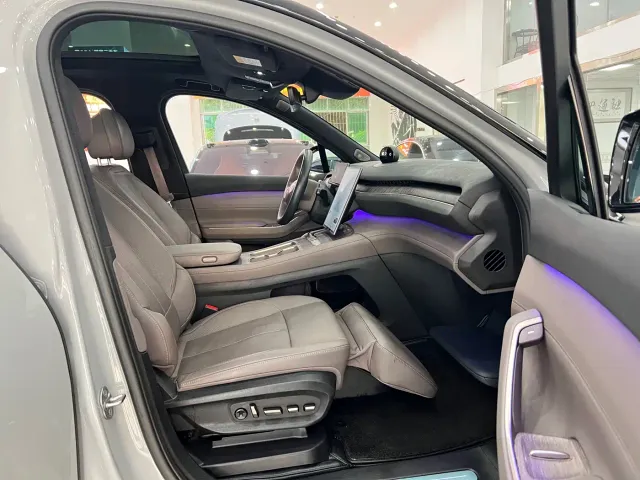Nio ES7 — Фото автомобиля 17