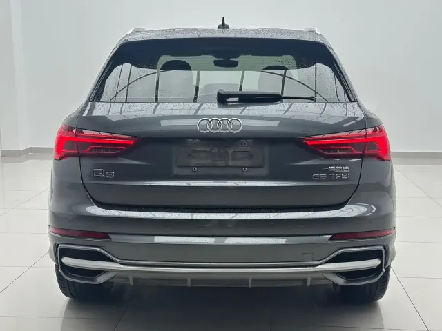 Audi Q3 — Фото автомобиля 4