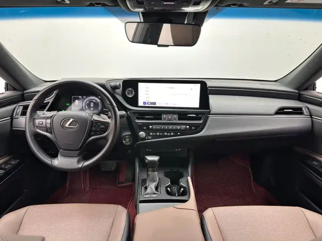 Lexus ES — Фото автомобиля 10