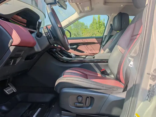 Land Rover Range Rover Evoque — Фото автомобиля 8