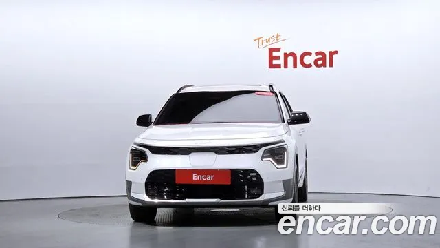 Kia Niro — Фото автомобиля 3