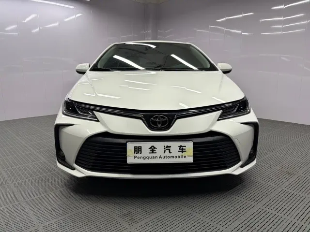 Toyota Corolla — Фото автомобиля 2
