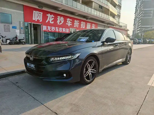 Фотография автомобиля — Honda Accord