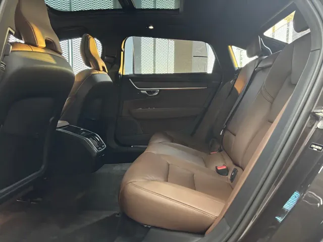Volvo S90 — Фото автомобиля 7