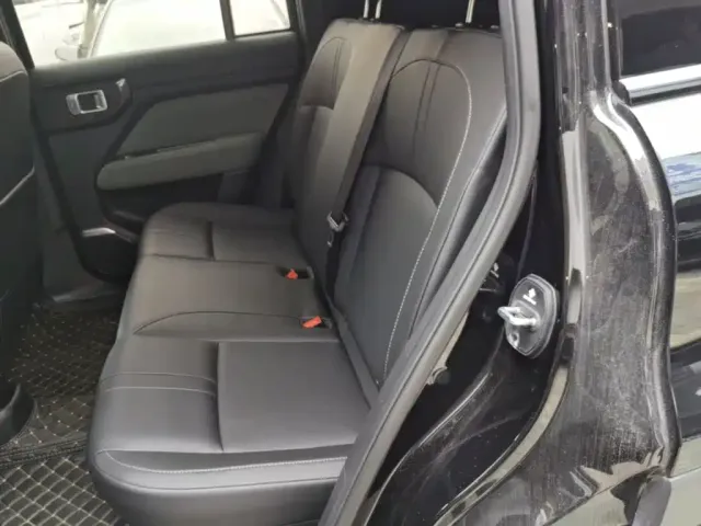 Baojun Yep Plus — Фото автомобиля 16
