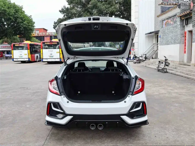 Honda Civic — Фото автомобиля 15