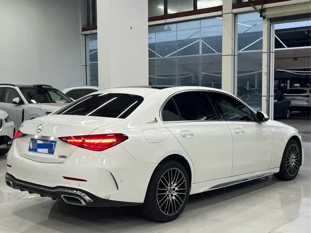 Mercedes-Benz C-Class — Фото автомобиля 9