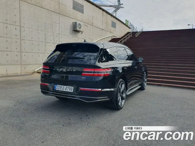 Genesis GV80 — Фото автомобиля 2