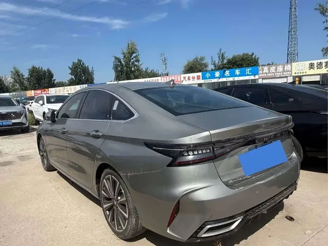 Chery Arrizo 8 — Фото автомобиля 9