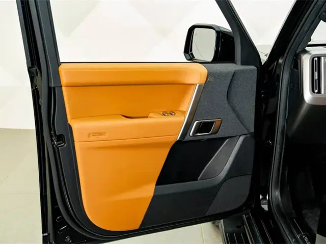 iCAR V27 — Фото автомобиля 17