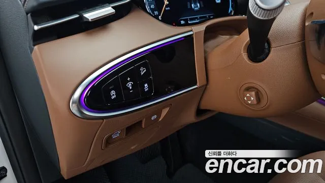 Genesis GV70 2.5T Бензин AWD — Фото автомобиля 14