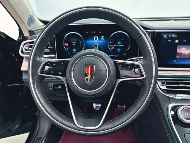 Hongqi H9 — Фото автомобиля 11
