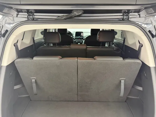 Chevrolet Orlando — Фото автомобиля 9
