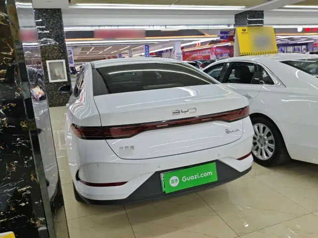 BYD Qin PLUS — Фото автомобиля 4