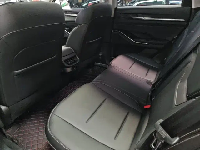 Haval H6 — Фото автомобиля 16
