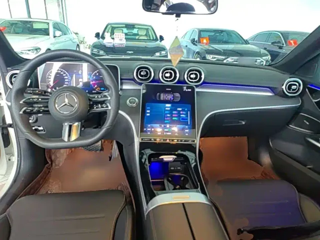Mercedes-Benz C-Class — Фото автомобиля 9