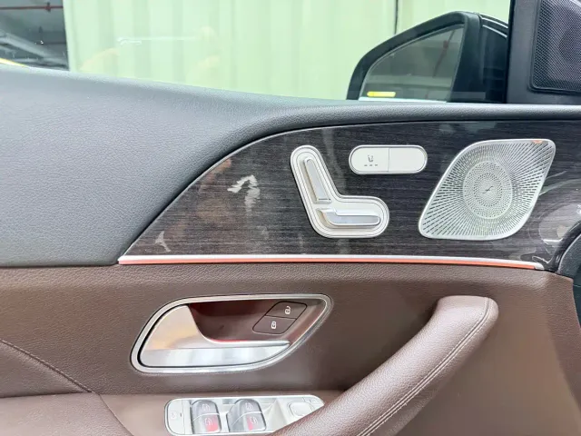 Mercedes-Benz GLE-Class — Фото автомобиля 18