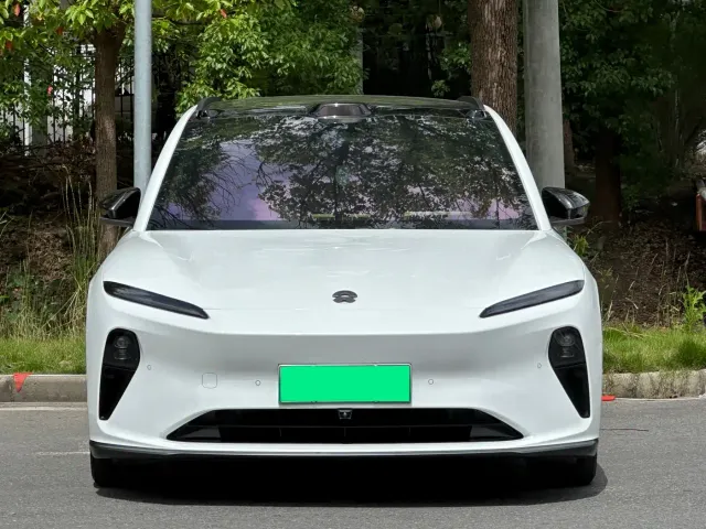 Nio ET5 Touring — Фото автомобиля 3