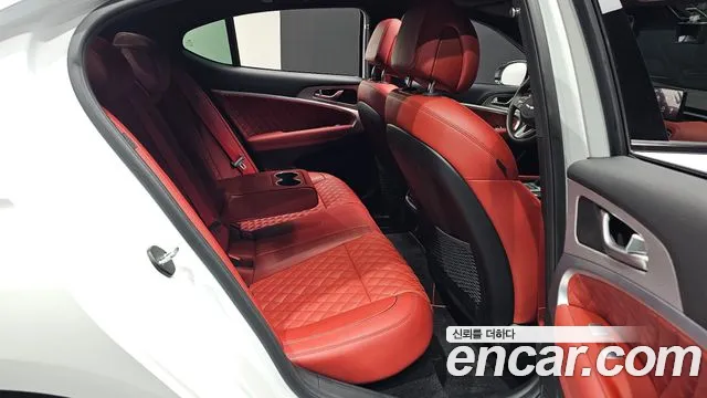 Genesis G70 Новый G70 Бензин 3.3T 2WD — Фото автомобиля 5
