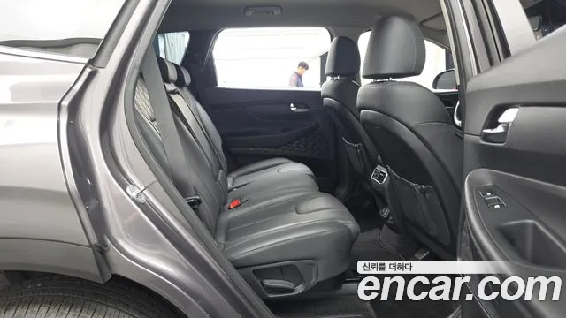 Hyundai Santafe Новый Santa Fe Бензин 2.5T 2WD — Фото автомобиля 12