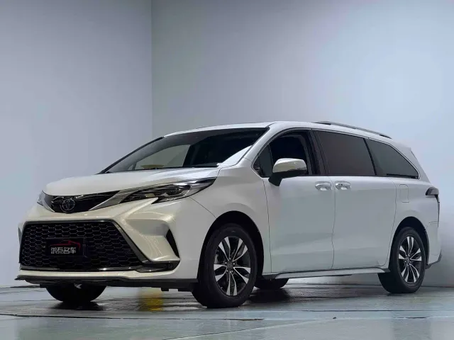 Toyota Granvia — Фото автомобиля 2