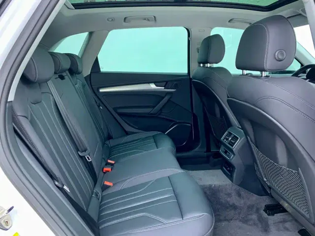 Audi Q5L — Фото автомобиля 15