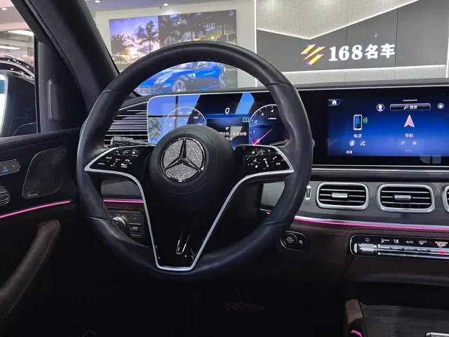 Mercedes-Benz GLE-Class — Фото автомобиля 13