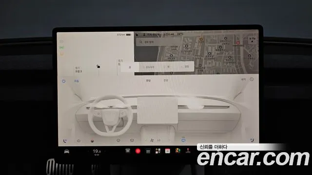 Tesla Model 3 — Фото автомобиля 24