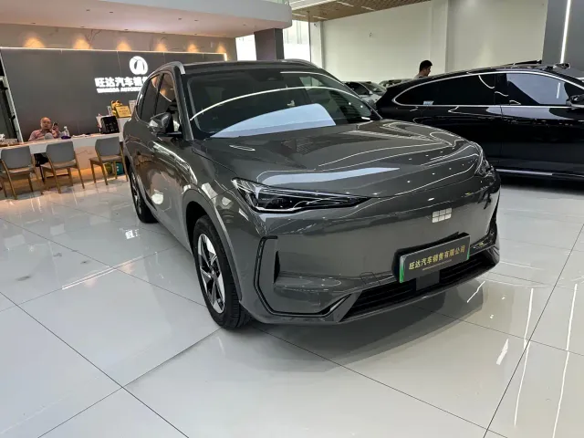 Geely Galaxy E5 — Фото автомобиля 4