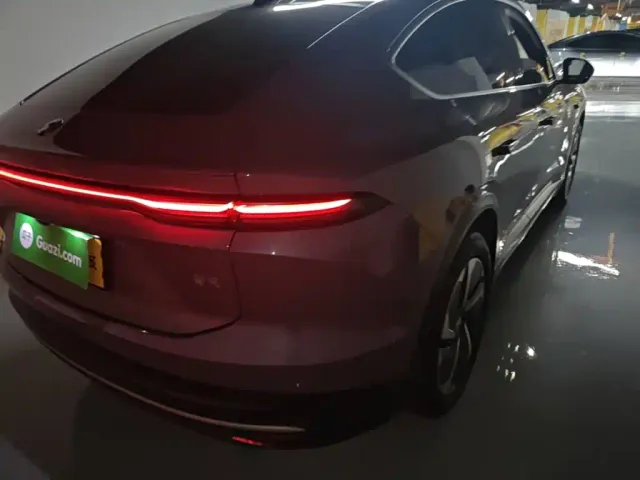 Nio EC6 — Фото автомобиля 23