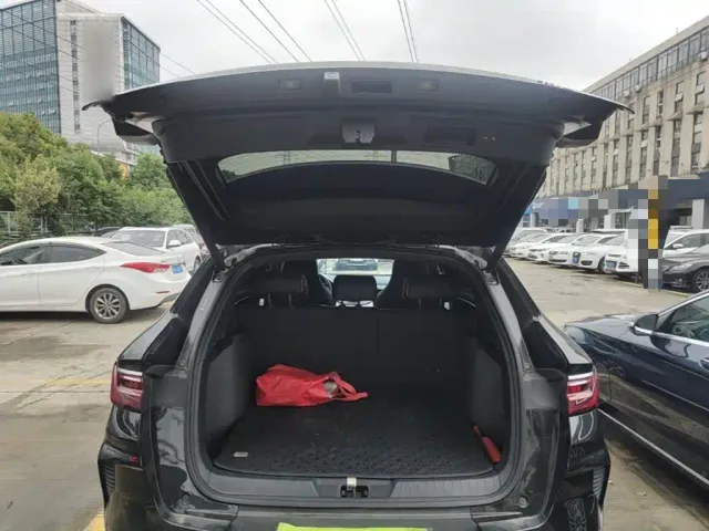 BYD Song PLUS — Фото автомобиля 18