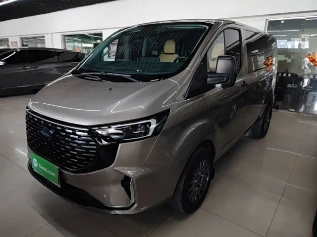 Фотография автомобиля — Ford Transit