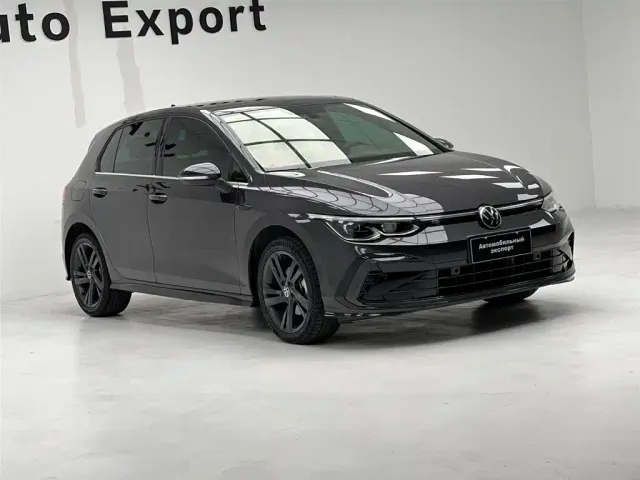 Volkswagen Golf — Фото автомобиля 3