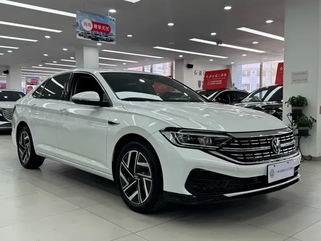 Volkswagen Sagitar — Фото автомобиля 3
