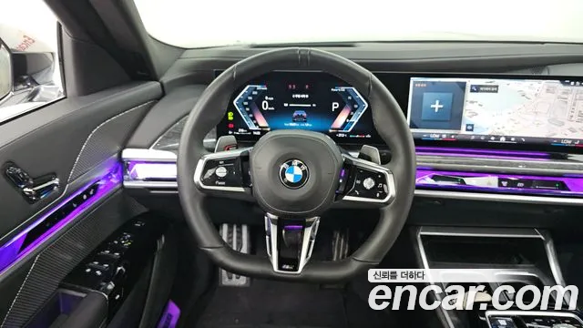 BMW 7-Series — Фото автомобиля 13