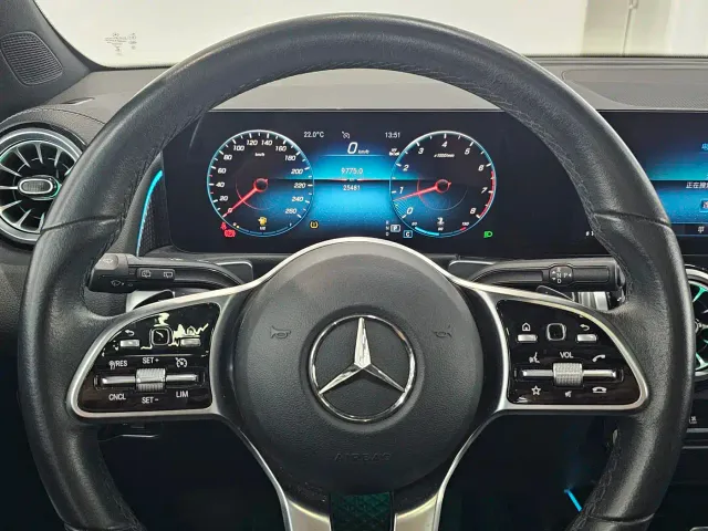 Mercedes-Benz GLB-Class — Фото автомобиля 4