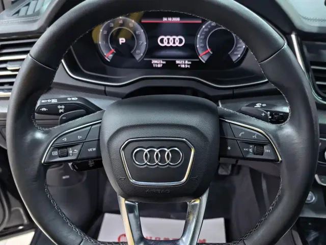 Audi Q5L — Фото автомобиля 8