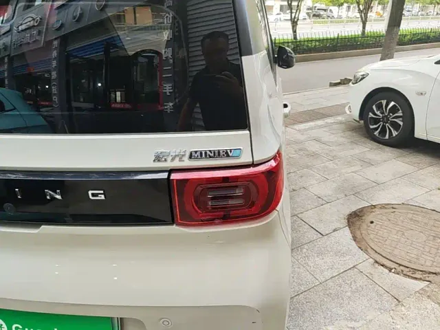 Wuling Hongguang Mini EV — Фото автомобиля 7