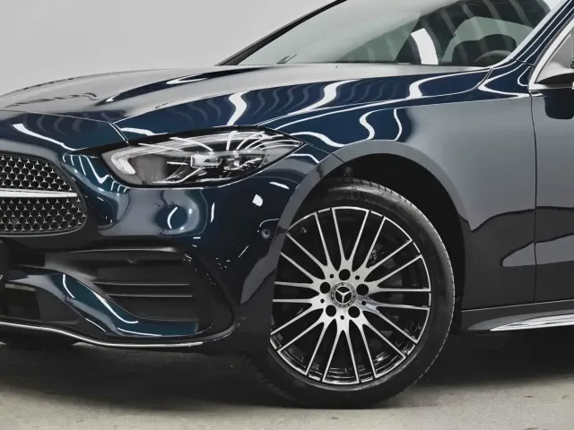 Mercedes-Benz C-Class — Фото автомобиля 15