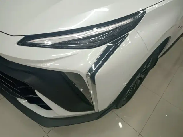 Forthing T5 Evo — Фото автомобиля 23