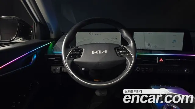 Kia EV6 — Фото автомобиля 13
