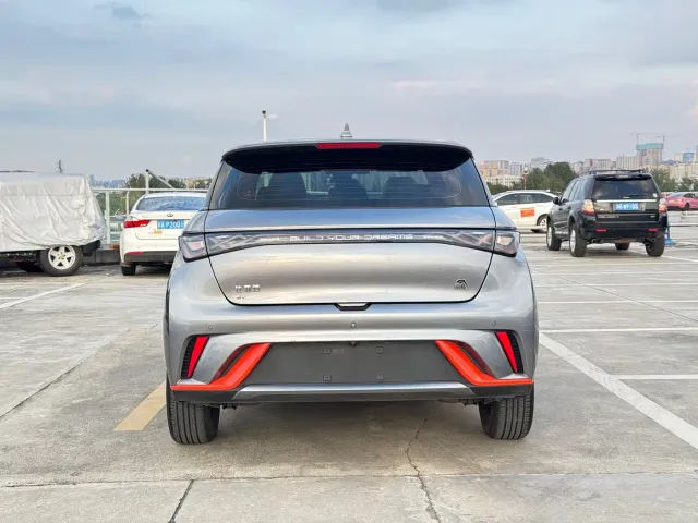 BYD Dolphin — Фото автомобиля 6