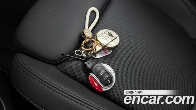 Mini Cooper Convertible — Фото автомобиля 19