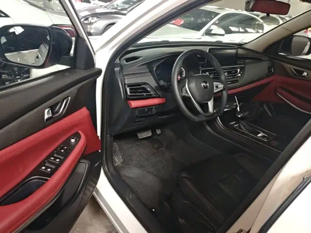 Changan CS75 — Фото автомобиля 15