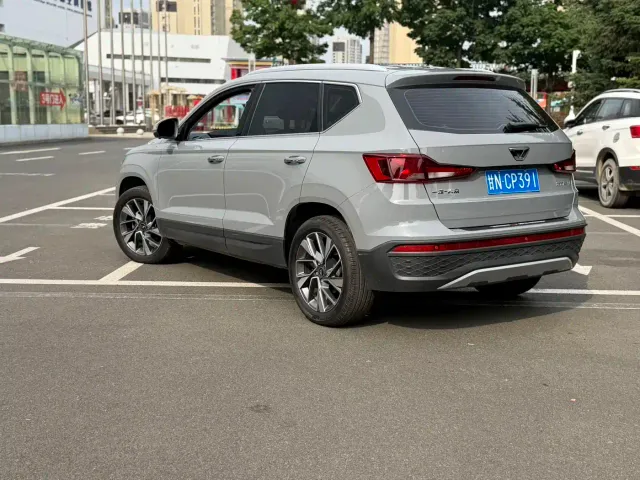 Jetta VS5 — Фото автомобиля 5