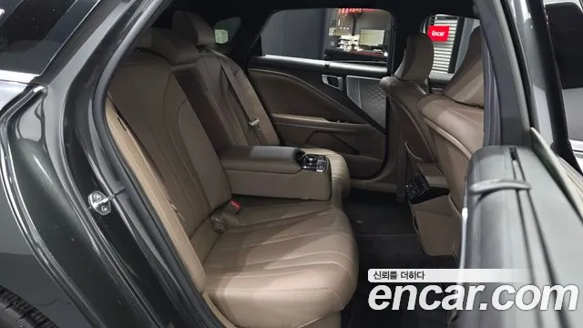 Kia K8 Hybrid — Фото автомобиля 18