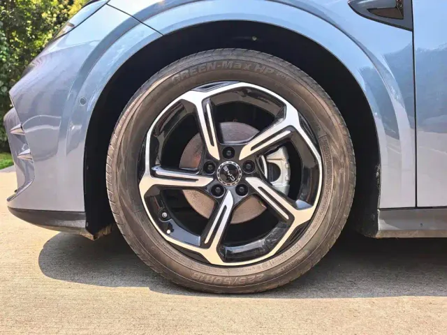 BYD Seal 06 GT — Фото автомобиля 15
