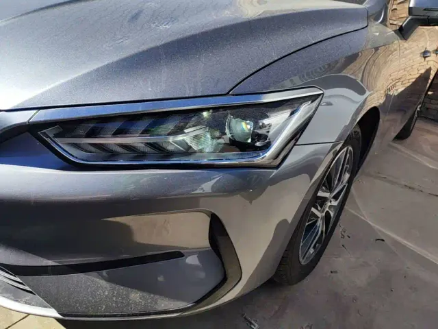 BYD Qin PLUS — Фото автомобиля 23