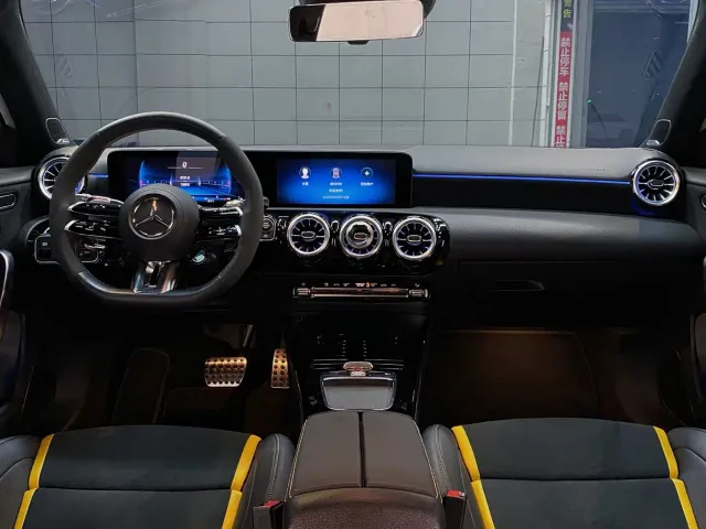 Mercedes-Benz A-Class AMG — Фото автомобиля 5